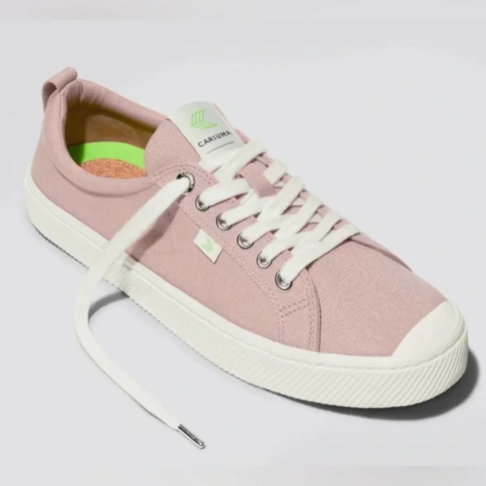 Cariuma OCA Rose Canvas Sneakers
